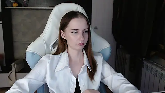 Cutti Crystal online show from February 19, 2026, 4:15 pm