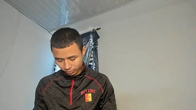 Snapshot of _Logan_Colton_ chatting on February 2, 2026, 6:51 pm Logan Colton online show from February 2, 2026, 6:51 pm