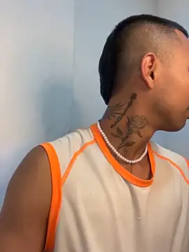 Snapshot of _Logan_Colton_ chatting on September 11, 2025, 5:13 pm Logan Colton online show from September 11, 2025, 5:13 pm