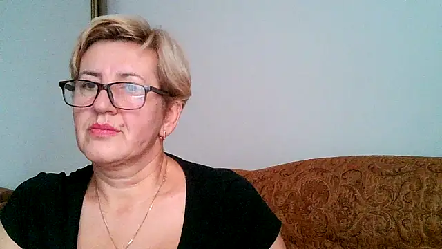 Dana4921 online show from October 5, 2025, 3:36 pm