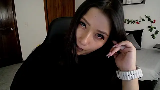 Snapshot of Mia_1120 chatting on October 23, 2025, 8:18 pm Mia 1120 online show from October 23, 2025, 8:18 pm