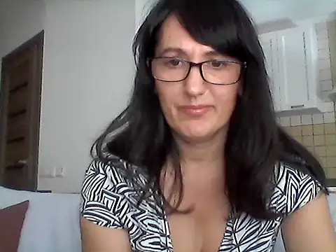 Elena48324 online show from July 11, 2026, 3:01 pm