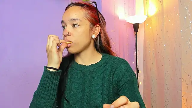 Dafne Mel online show from March 3, 2026, 2:57 pm