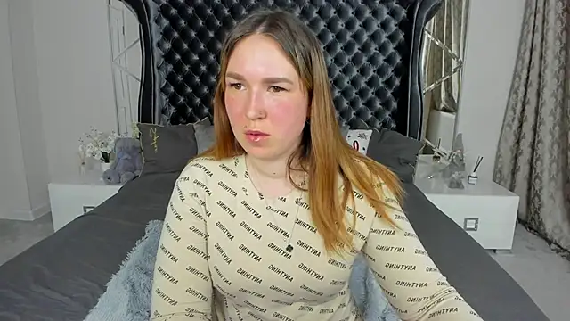 Sofii darling online show from March 8, 2026, 5:38 pm