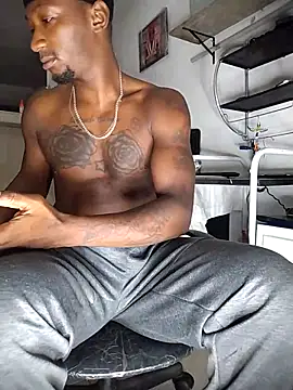 Snapshot of Jhoan_Simply chatting on February 24, 2026, 10:16 am Jhoan Simply online show from February 24, 2026, 10:16 am