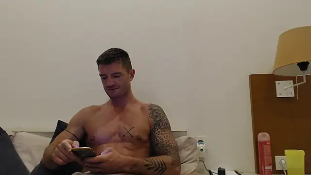 Snapshot of aleks_hot1234 chatting on April 4, 2026, 10:11 am aleks hot1234 online show from April 4, 2026, 10:11 am