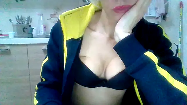 Kelly80 online show from January 11, 2026, 4:08 am