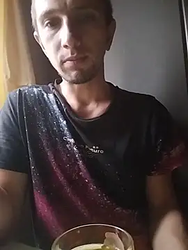 Alexilon online show from December 17, 2025, 11:48 am