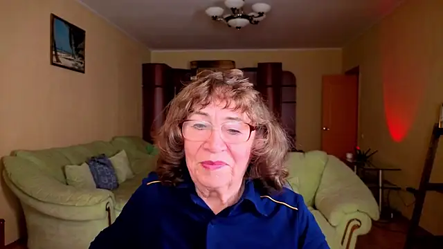 Snapshot of Betty_Brick chatting on January 19, 2026, 7:45 am Betty Brick online show from January 19, 2026, 7:45 am