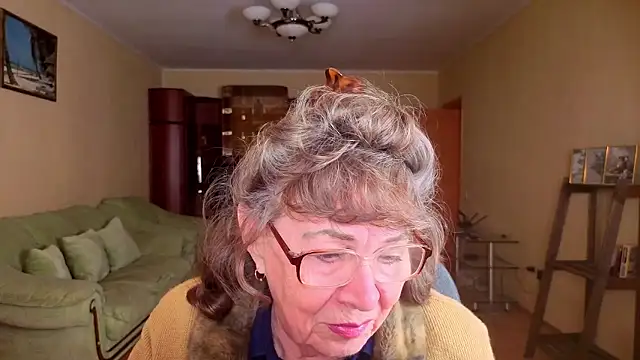 Betty Brick online show from January 14, 2026, 1:37 pm