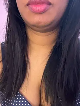 Snapshot of tamil_Aarathi chatting on July 9, 2026, 5:23 pm tamil Aarathi online show from July 9, 2026, 5:23 pm