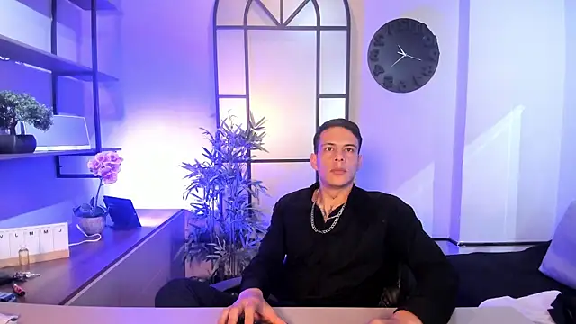 Dustin Sonne online show from April 13, 2026, 3:32 am