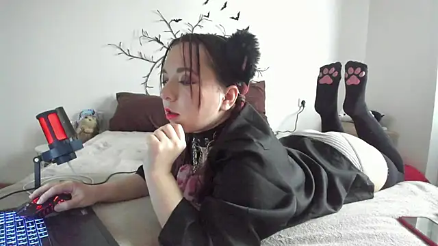 VellvetAnders online show from November 11, 2025, 8:09 am