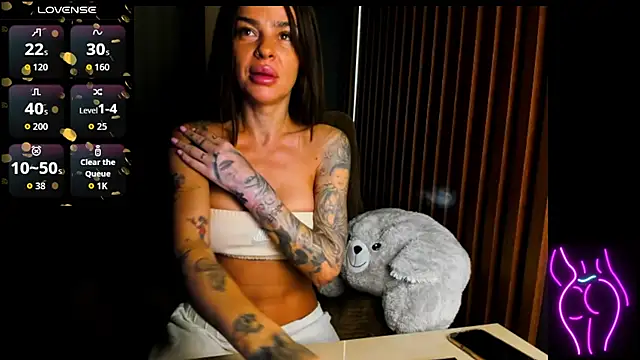 Snapshot of Antonia_Ivy chatting on January 13, 2026, 8:46 pm Antonia Ivy online show from January 13, 2026, 8:46 pm