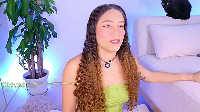 onlyemily  online show from May 21, 2026, 1:14 am
