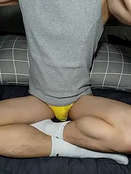 icejuljulju online show from February 28, 2026, 1:11 pm