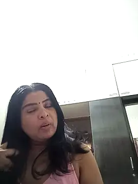 Snapshot of srimasrima chatting on January 17, 2026, 12:26 am srimasrima online show from January 17, 2026, 12:26 am