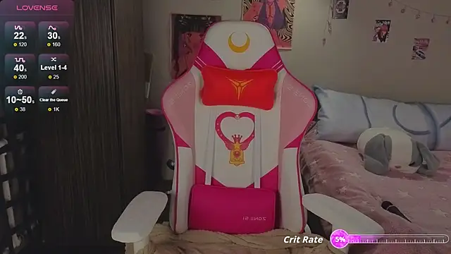 Snapshot of CrystalBlaze_ chatting on October 25, 2025, 8:42 pm CrystalBlaze  online show from October 25, 2025, 8:42 pm