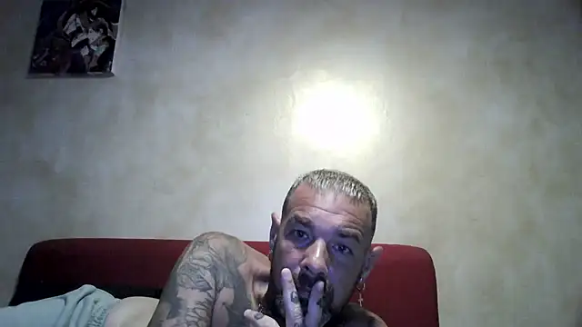 Snapshot of soumisdeblake83 chatting on June 6, 2026, 7:52 pm soumisdeblake83 online show from June 6, 2026, 7:52 pm