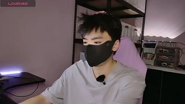 Snapshot of doggyman523 chatting on November 3, 2025, 4:21 pm doggyman523 online show from November 3, 2025, 4:21 pm