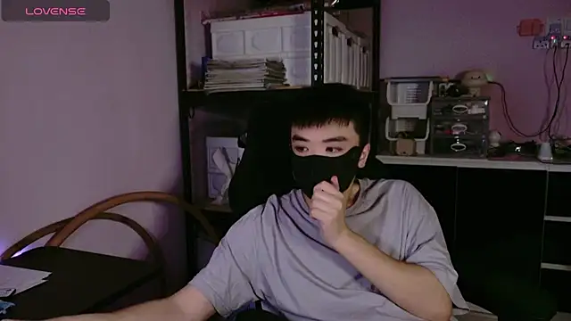 Snapshot of doggyman523 chatting on January 13, 2026, 4:22 pm doggyman523 online show from January 13, 2026, 4:22 pm