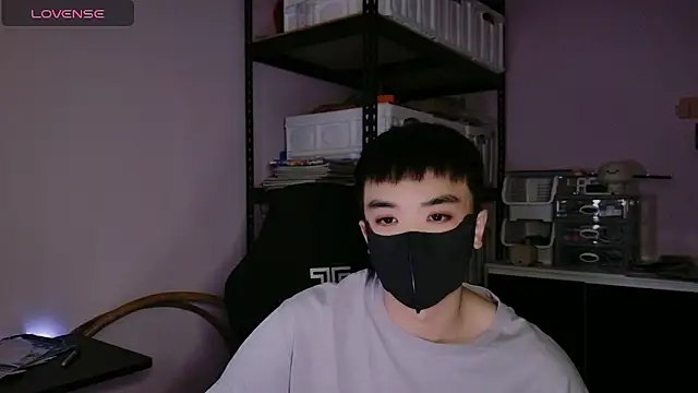 Snapshot of doggyman523 chatting on January 10, 2026, 4:24 pm doggyman523 online show from January 10, 2026, 4:24 pm