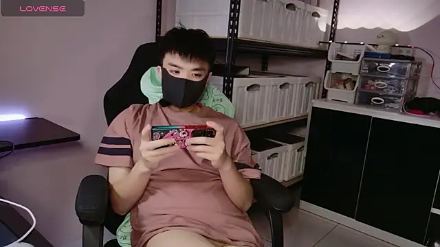 Snapshot of doggyman523 chatting on November 11, 2025, 3:29 pm doggyman523 online show from November 11, 2025, 3:29 pm