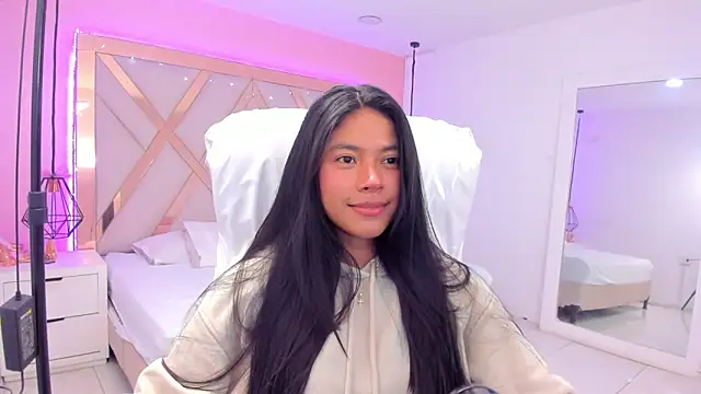 samantaa shy online show from February 15, 2026, 6:07 pm