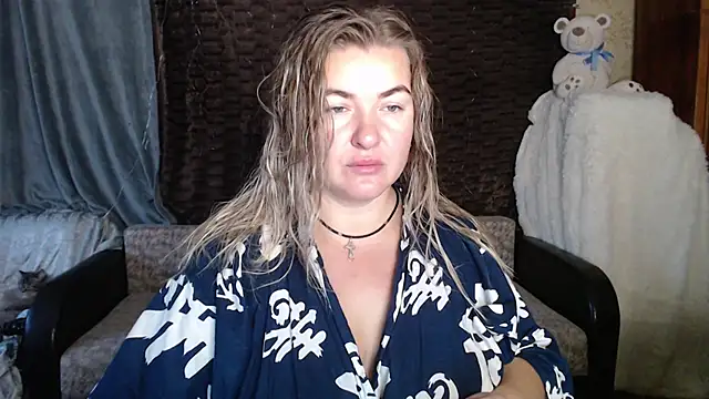 NikaSkylink online show from October 22, 2025, 4:01 am