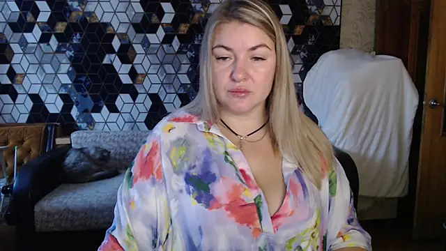 Snapshot of NikaSkylink chatting on January 19, 2026, 5:11 am NikaSkylink online show from January 19, 2026, 5:11 am