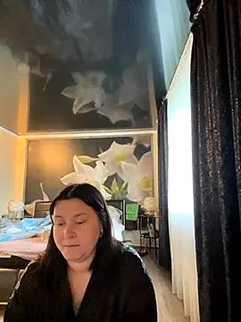 Snapshot of Liza_Will chatting on September 30, 2025, 6:52 am Liza Will online show from September 30, 2025, 6:52 am