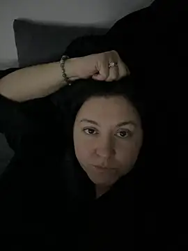 Liza Will online show from February 6, 2026, 7:54 pm