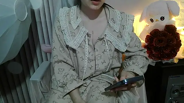 Emachiii online show from November 15, 2025, 9:57 am