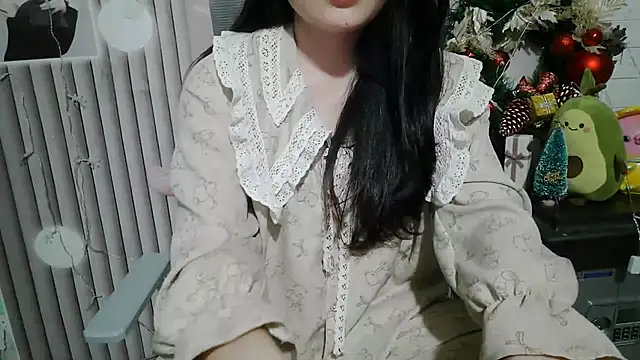 Emachiii online show from December 16, 2025, 1:15 pm