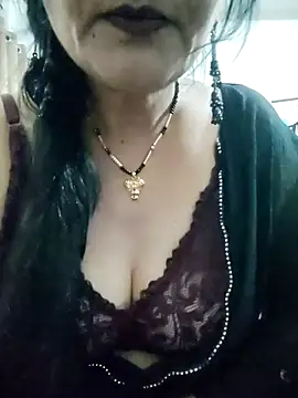 Snapshot of Cuty_siya_143 chatting on October 13, 2025, 5:25 pm Cuty siya 143 online show from October 13, 2025, 5:25 pm