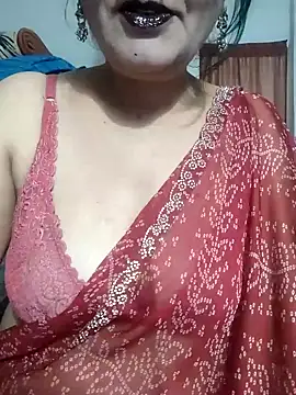 Snapshot of Cuty_siya_143 chatting on January 14, 2026, 9:02 am Cuty siya 143 online show from January 14, 2026, 9:02 am