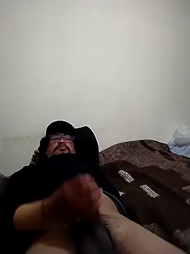 Satantin online show from November 2, 2025, 2:44 pm