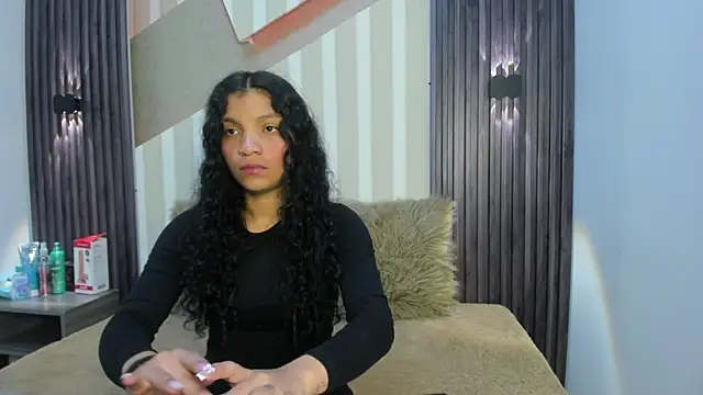 Snapshot of LittleeStar chatting on June 6, 2026, 11:48 am LittleeStar online show from June 6, 2026, 11:48 am