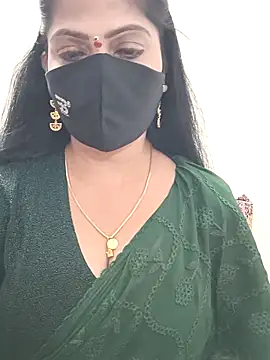 shivani27 online show from February 9, 2026, 3:32 pm