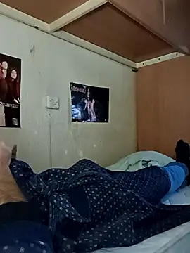 Snapshot of Rickrow666 chatting on February 7, 2026, 5:32 pm Rickrow666 online show from February 7, 2026, 5:32 pm