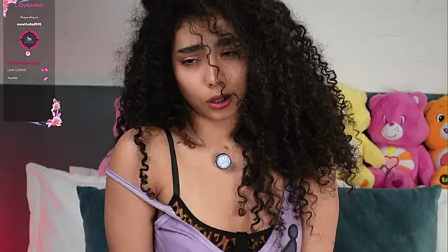 Victoria Curly online show from February 28, 2026, 1:38 am