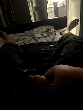 Snapshot of BobKat chatting on December 15, 2025, 8:36 pm BobKat online show from December 15, 2025, 8:36 pm