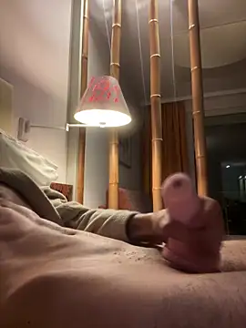 musti312 online show from September 30, 2025, 5:41 pm