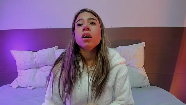Snapshot of Rachell_criss chatting on June 11, 2026, 4:42 am Rachell criss online show from June 11, 2026, 4:42 am