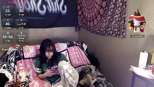 London Ray online show from April 11, 2026, 8:56 pm