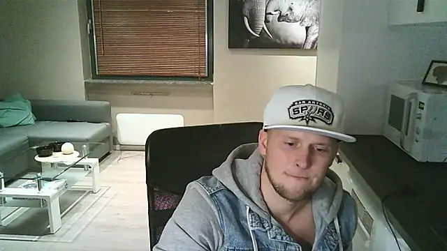 Snapshot of Dartanjanas13 chatting on October 25, 2025, 9:48 pm Dartanjanas13 online show from October 25, 2025, 9:48 pm