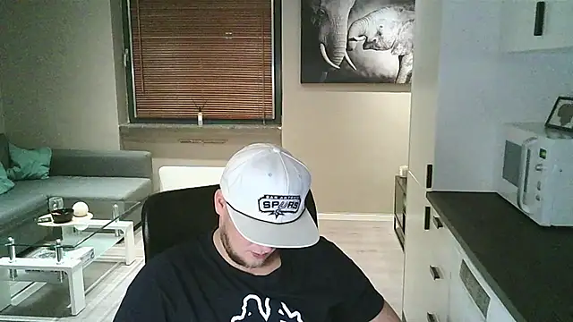 Snapshot of Dartanjanas13 chatting on October 15, 2025, 4:48 pm Dartanjanas13 online show from October 15, 2025, 4:48 pm