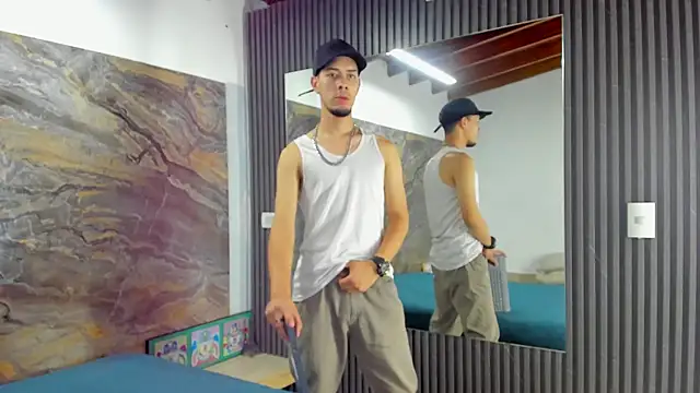 Snapshot of _Axel_09 chatting on October 9, 2025, 4:02 am Axel 09 online show from October 9, 2025, 4:02 am