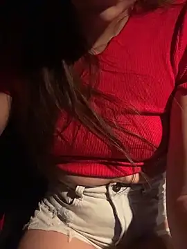 novinhacasada22 online show from December 21, 2025, 3:19 am