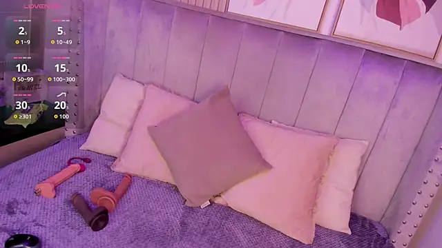 Seshat Hitt online show from November 8, 2025, 2:59 am